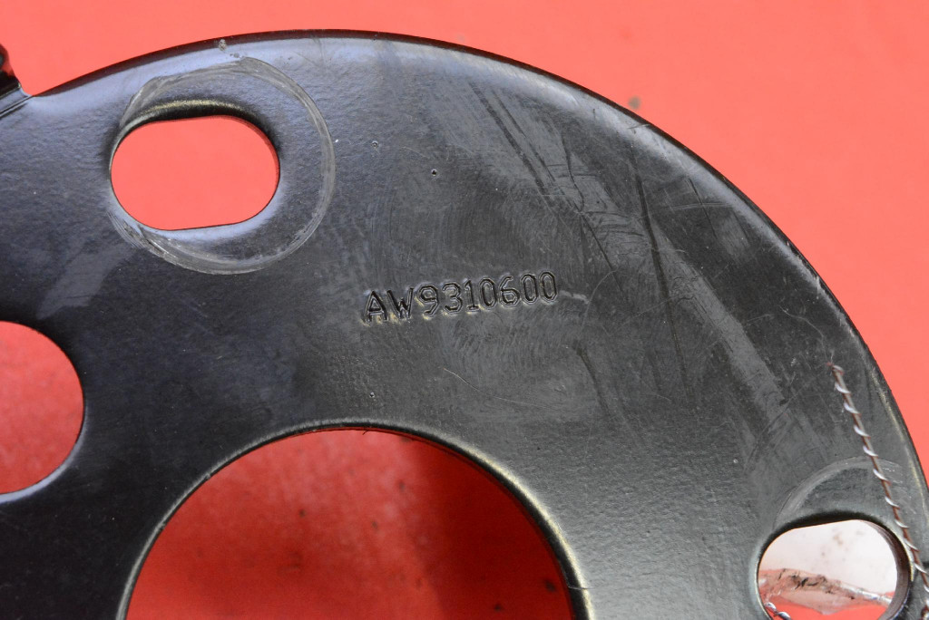 фото №11, Распорка чашка задняя aw9310600 jaguar xj x351 lwb 09-15