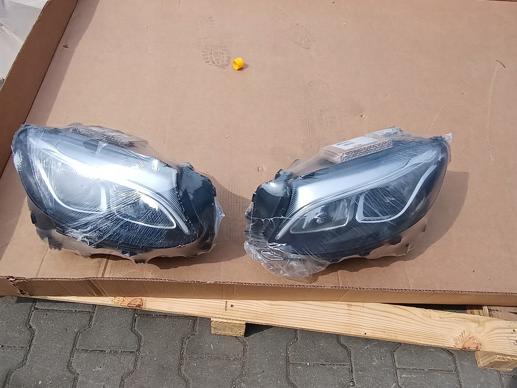 фото №1, Mercedes 253 glc ксенон лампы перед