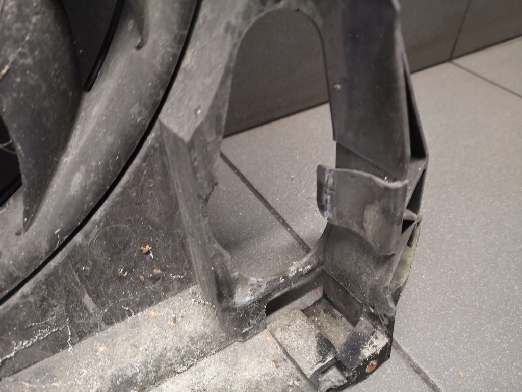 фото №6, Вентилятор корпус audi s8 d3 5.2 fsi 4e0121205n