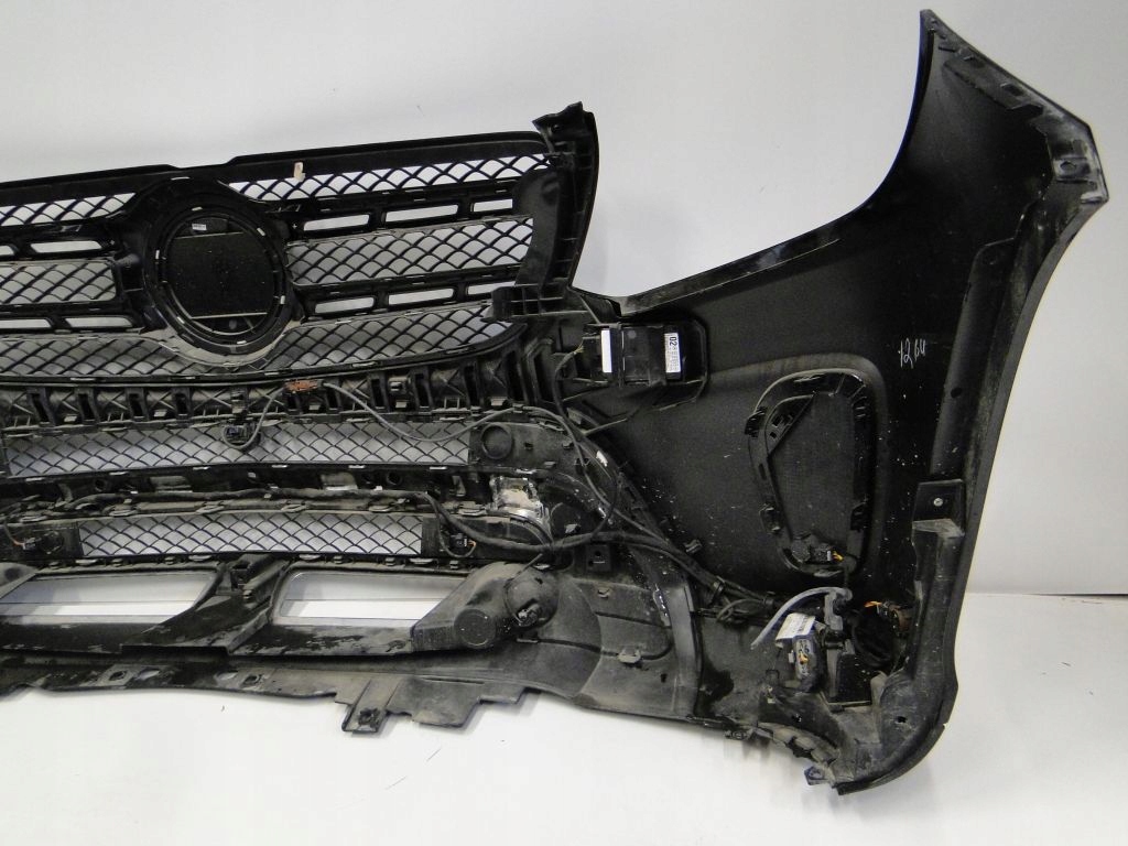 фото №13, Mercedes gls x166 166 бампер передний na датчики pts 040