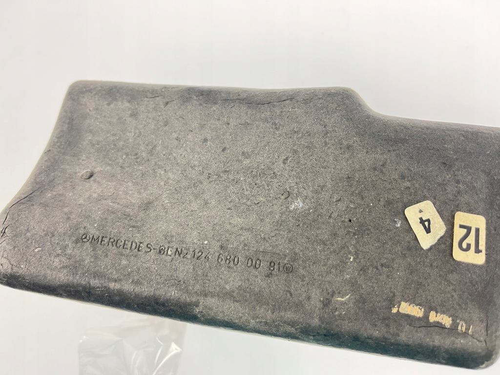 фото №10, Вкладиш кишеня бардачка панелі приладової панелі консолі mercedes w124 1246800091