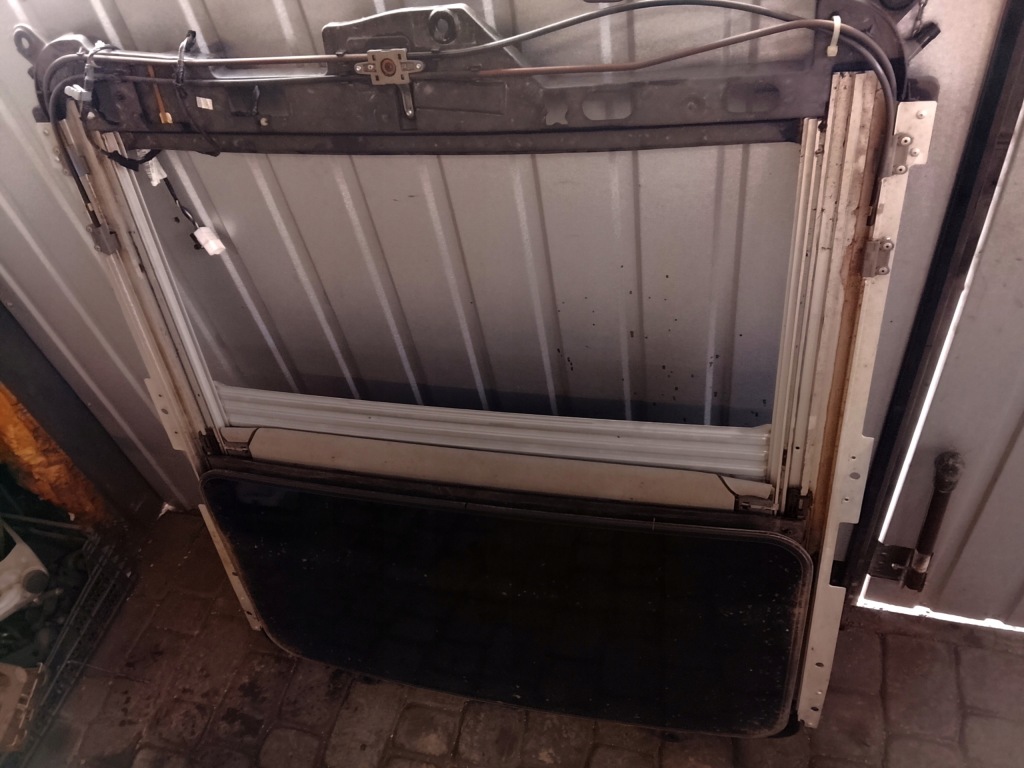 фото №1, Jeep grand cherokee wj 4.7 - люк