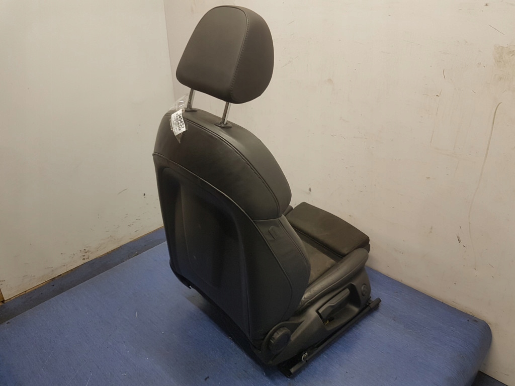 фото №11, Audi a4 b8 сидіння пасажира s-line напівшкіра