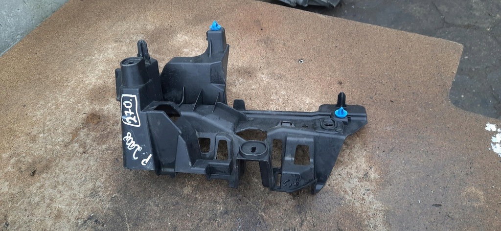 фото №1, Опора полка багажника правая 2008 i 9800018080