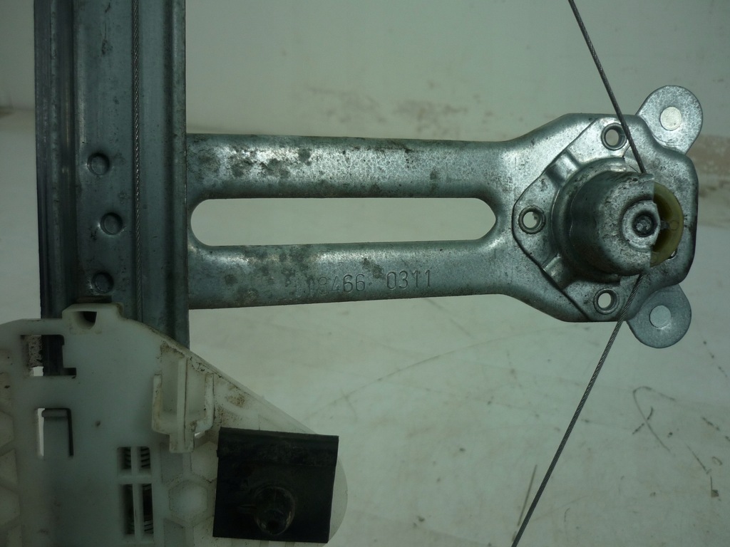 фото №9, Механизм подъёма стекло левый перед левый передний dacia logan 84660311