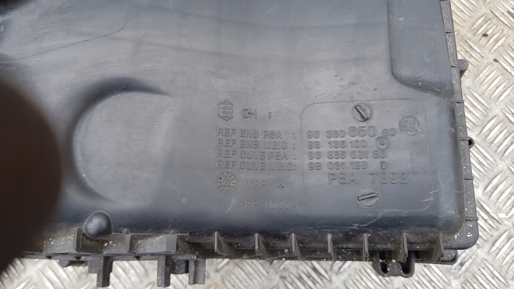 фото №7, Man tga підкрилок лівий правий перед