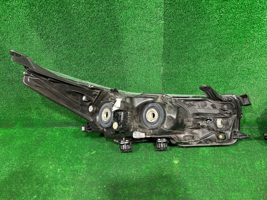 фото №9, Лампи toyota corolla e16 xi led комплект eu 81150-02-e70-00 81130-02e71-00