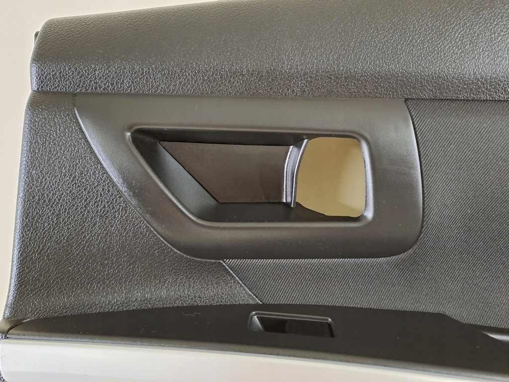 фото №8, Suzuki sx4 s-cross 18r 1.4t lift обшивка обивка дверь правый задняя
