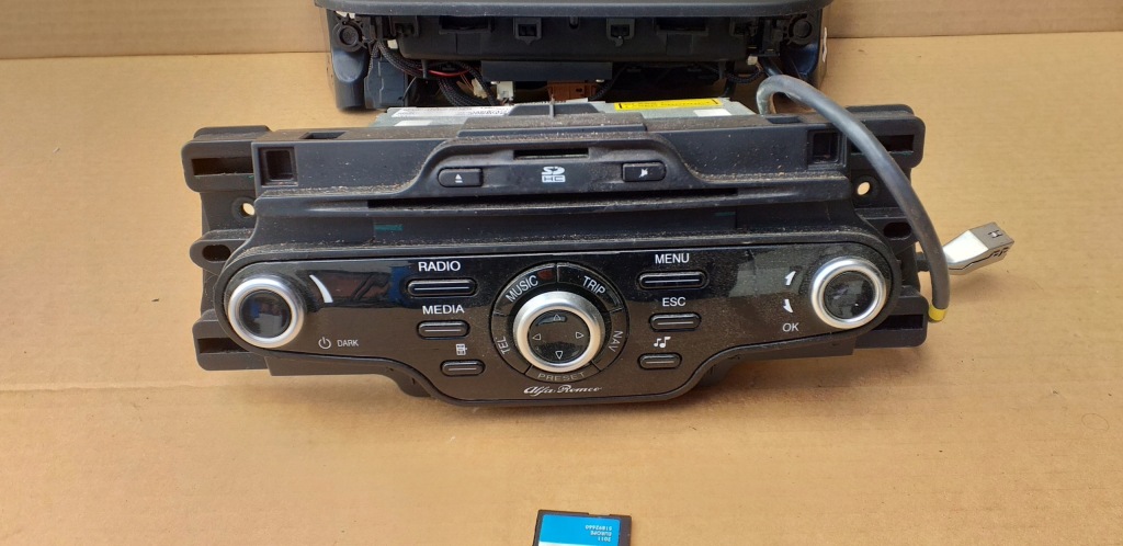 фото №4, Alfa romeo giulietta экран дисплей навигации радио navi