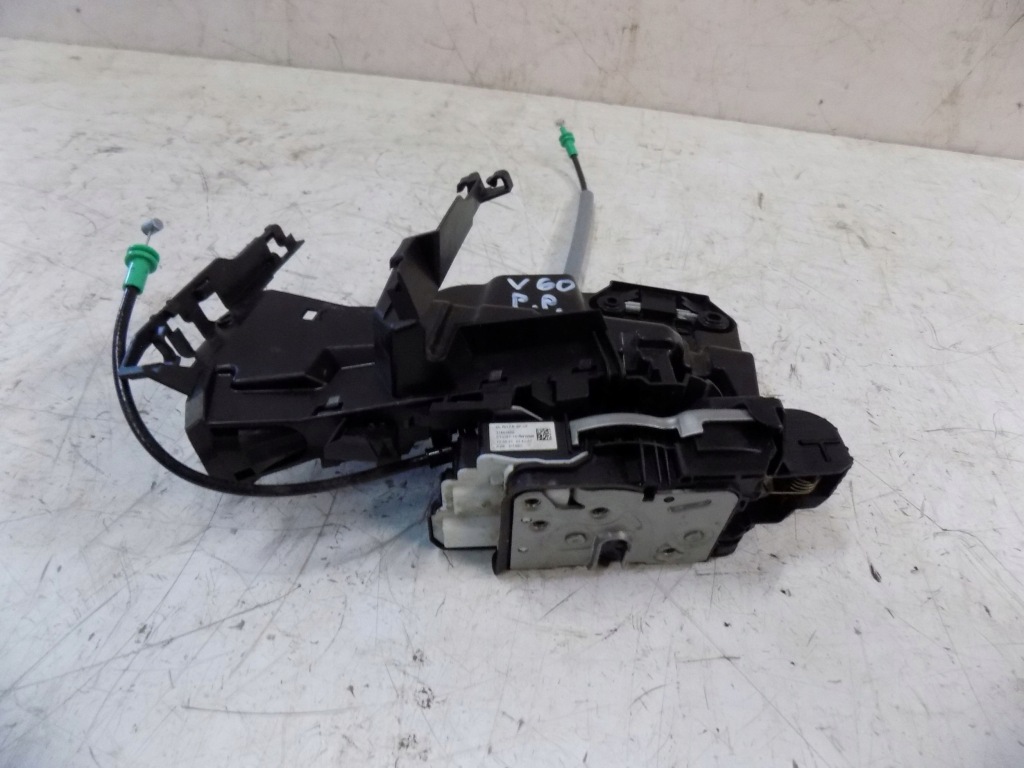 фото №1, Volvo v60 ii s60 iii 2018- замок дверь правый перед 31462456