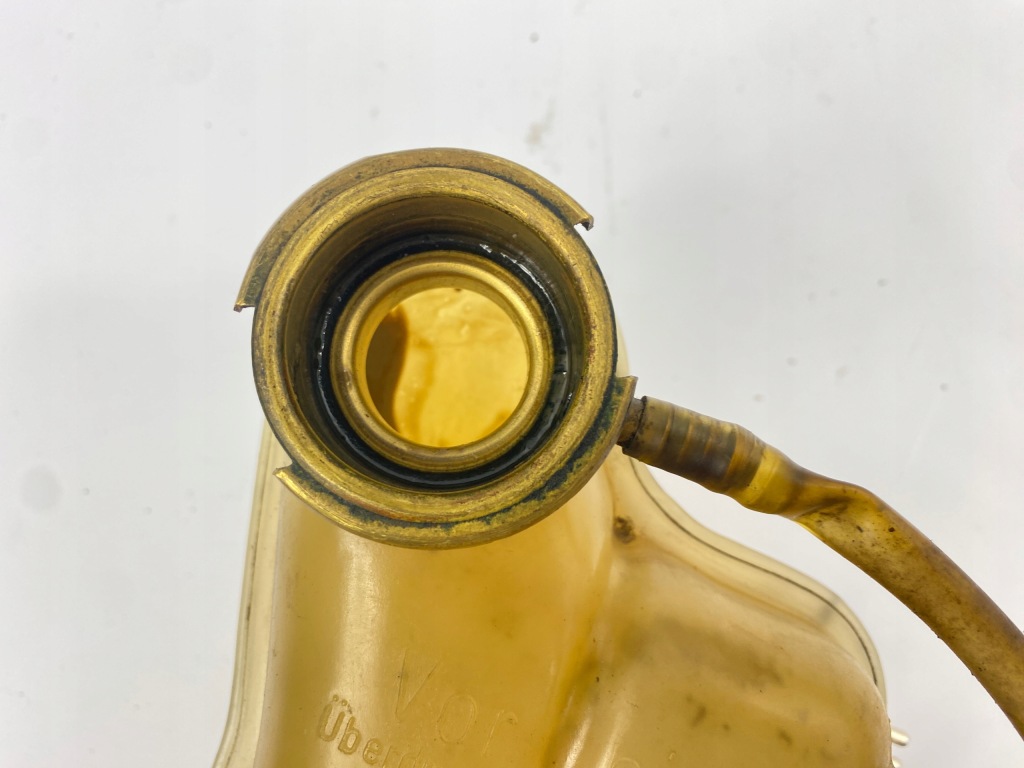 Купити Бачок рідина охолоджуючої розширювальний mercedes w124 w201 1245000649