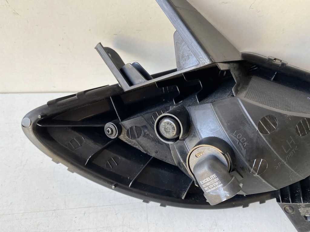 фото №15, Hyundai ix20 правый противотуманная фара e1312850 10-