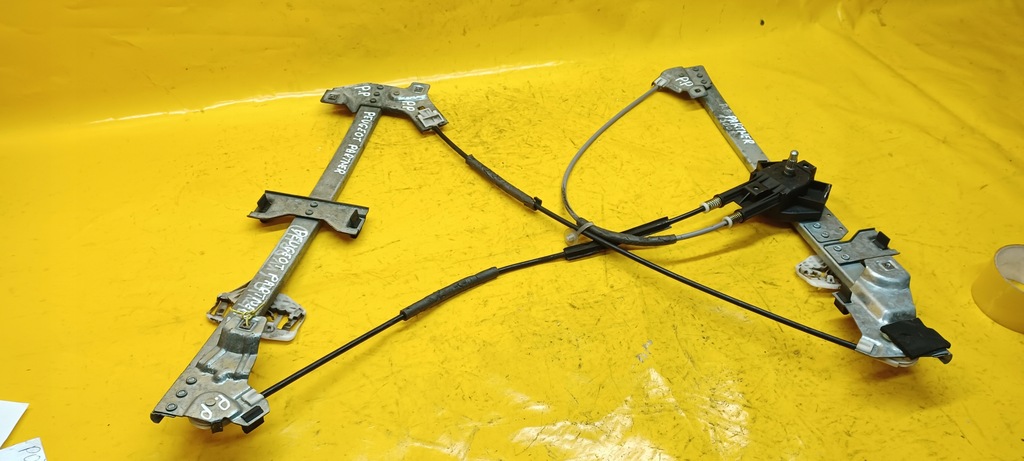 фото №8, Подъемник стекло механическая коробка передач правый перед partner 96-02r