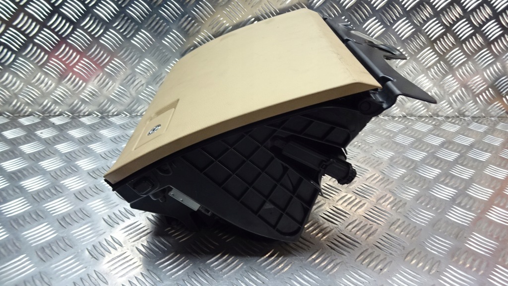 фото №8, Бардачок пассажира vw passat b6 3c1857101