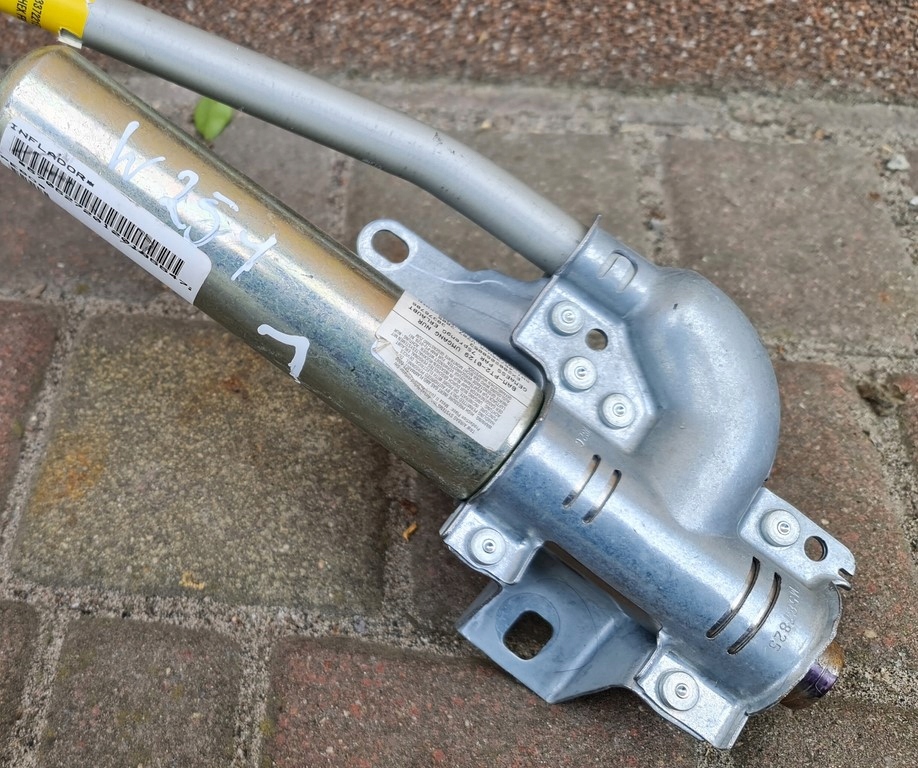 фото №2, Шторка безпеки mercedes-benz оригінальний номер 2518601105