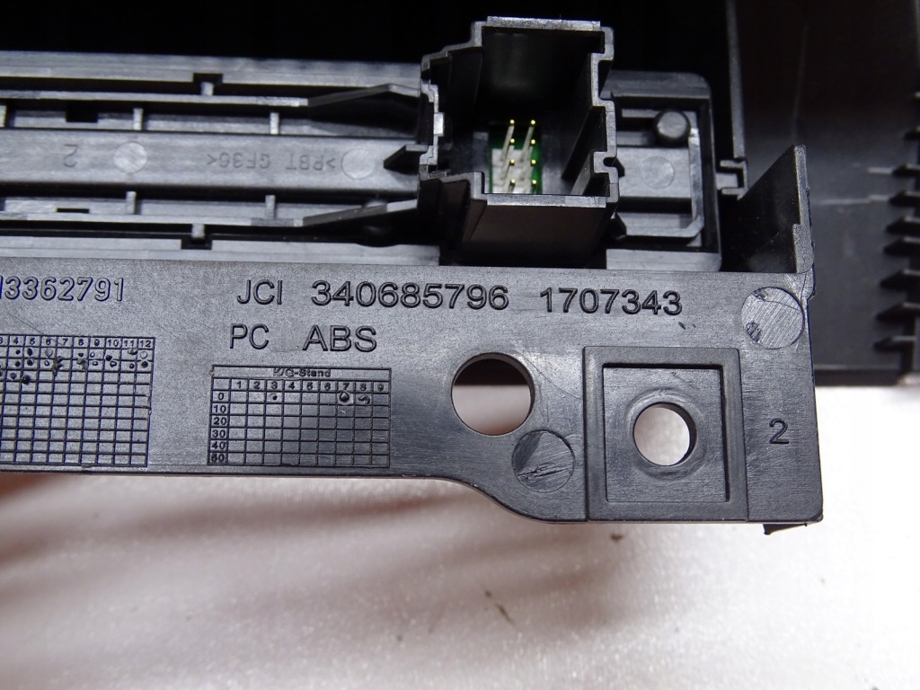 Дисплей экран часы панель переключатель 13267984 opel astra iv j Доставка