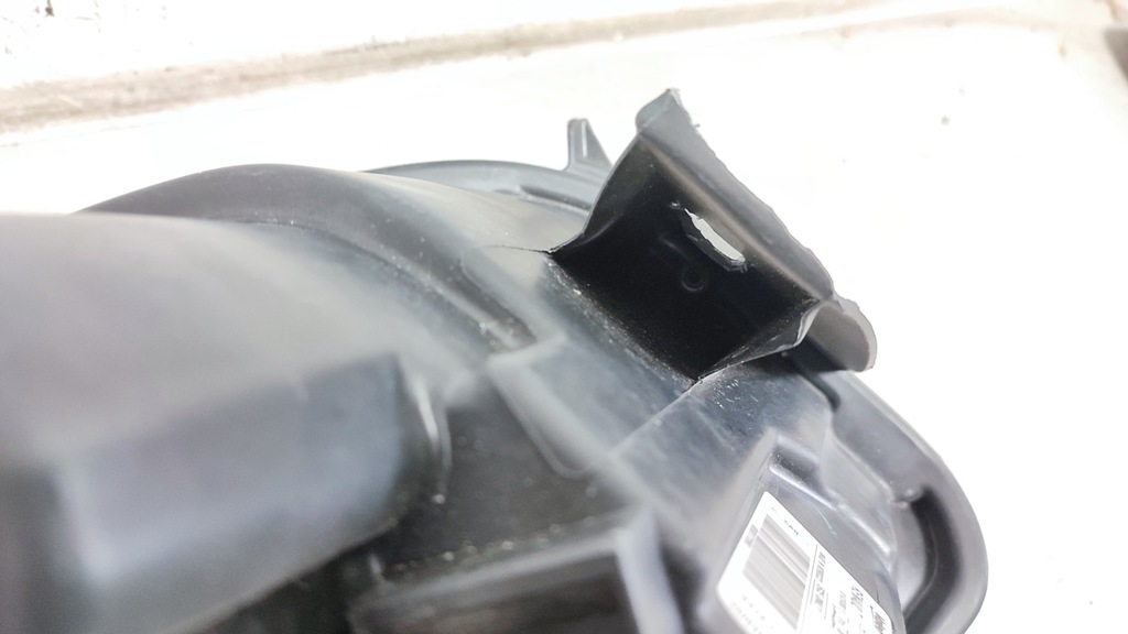 фото №7, Лампа правый перед dacia dokker отсутствует кронштейны