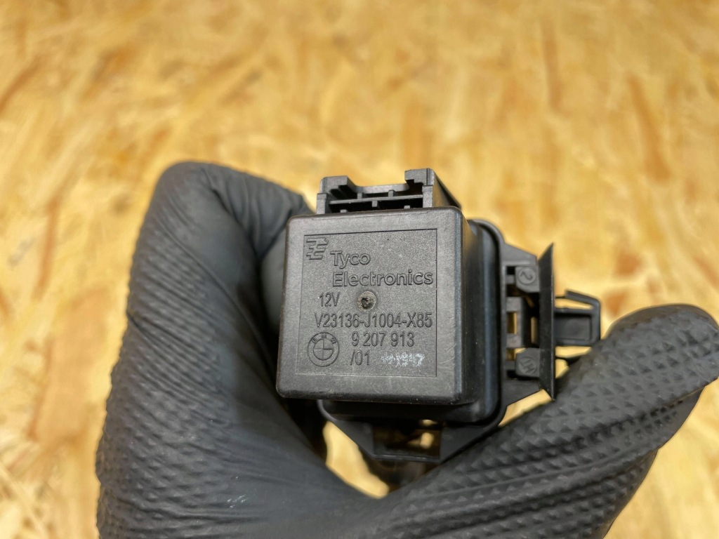 Купить Реле стартер bmw f20 f21 f30 f31 f32 f34 f36 f40 f45 f48 9207913