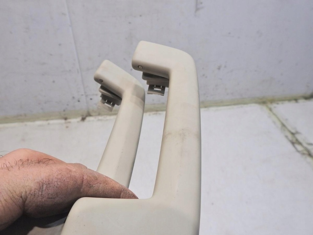 фото №7, Кронштейн потолочный перед volvo v70 iii