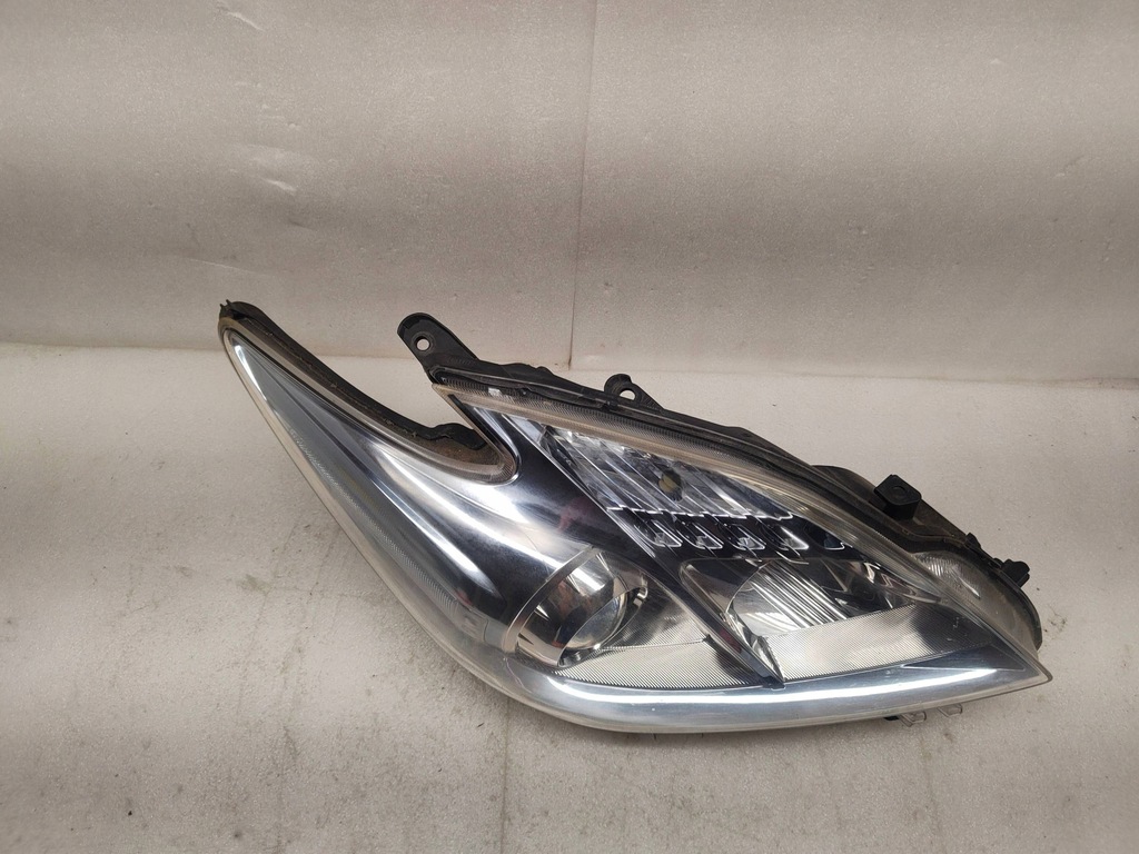 фото №9, Toyota prius iii линза zw перед сторона правая koito 47-31