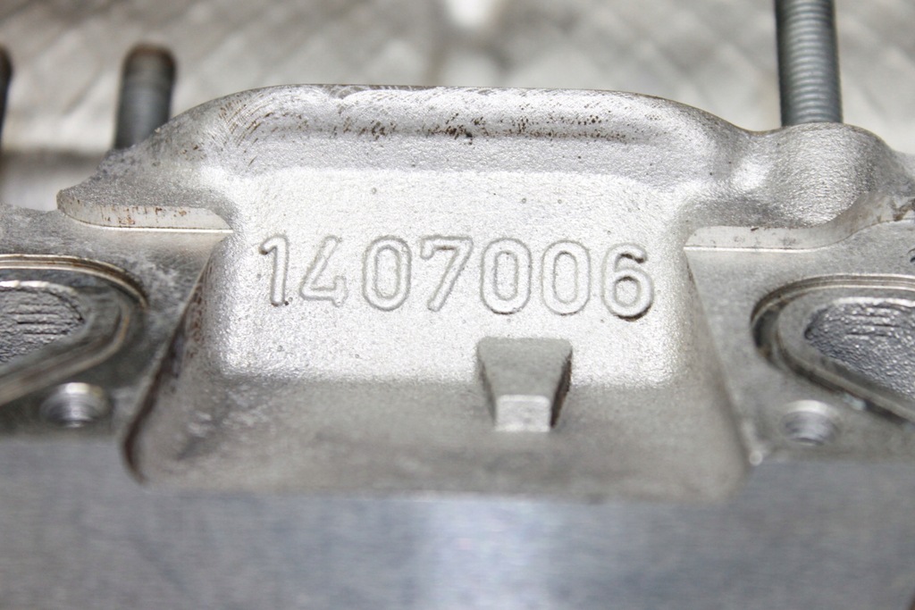 фото №10, Bmw e39 m5 z8 e52 5.0i s62b50 400km - головка двигуна комплектна 1-4 1407006