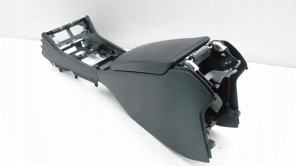 фото №8, Тунель середній підлокітник skoda superb iii