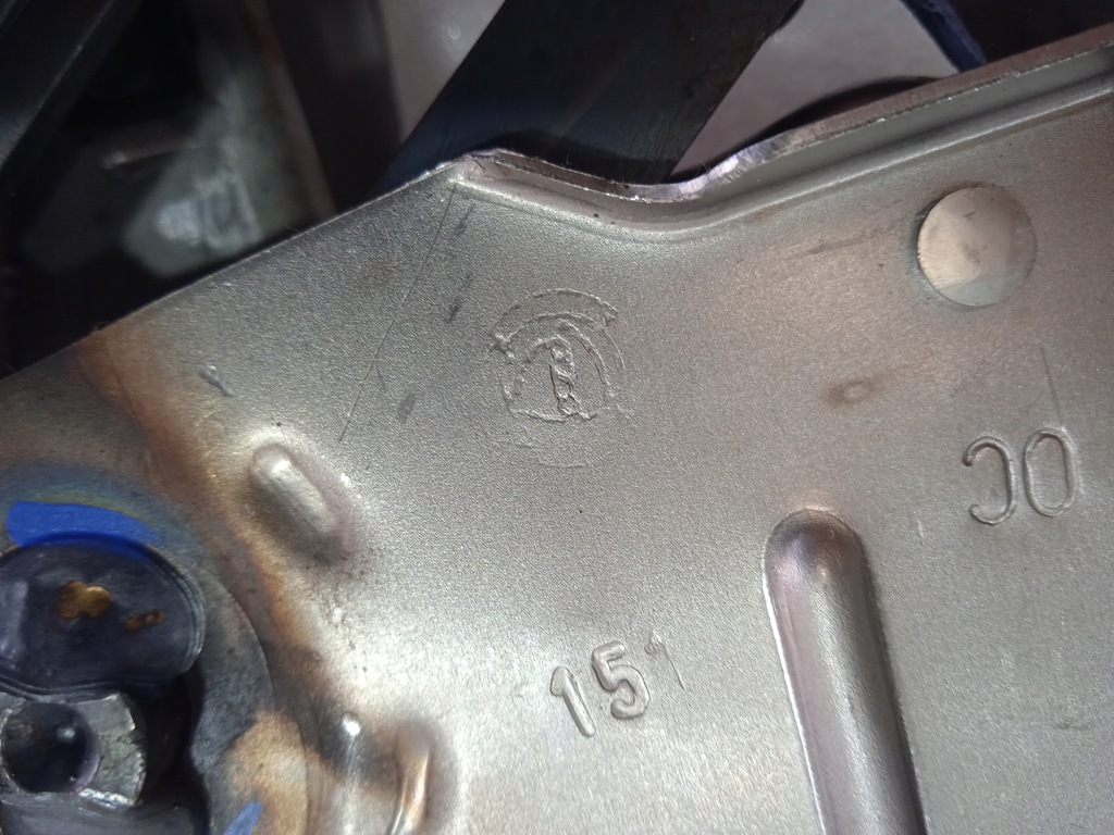 фото №9, Важіль гальма ручного alfa romeo giulietta 156092105 fca оригінальний номер оригінал