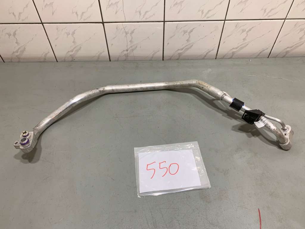 фото №1, Шланг кондиціонера audi q7 vw touareg 4m0816738m