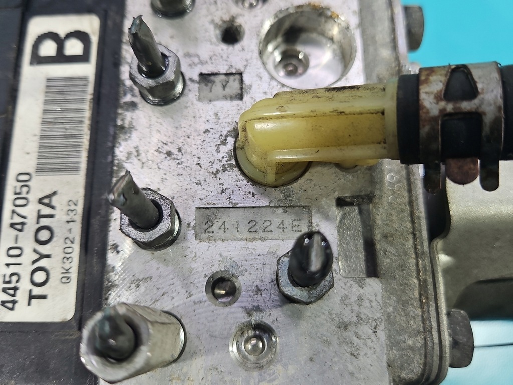 фото №8, Насос abs prius ii xw20 2003-2009 44510-47050, 241224e