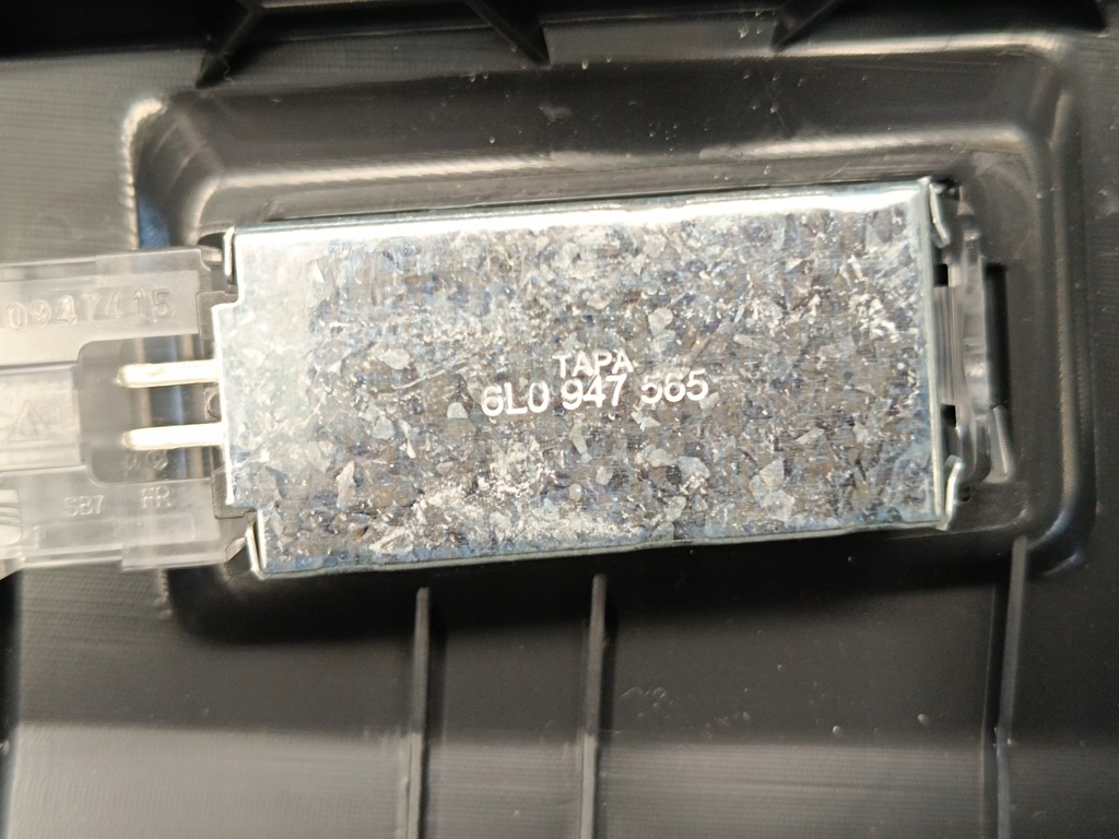 фото №8, Skoda scala lift 1.0 tsi 85kw 2024 r бардачок пассажира 655857097e 9b9