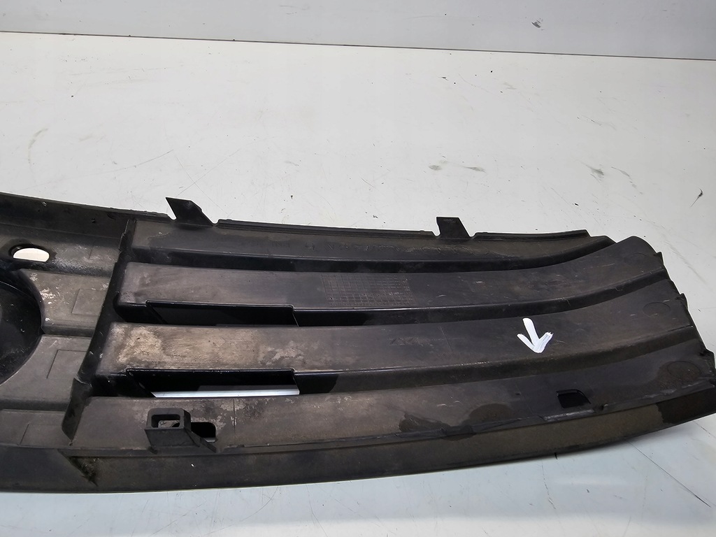 фото №8, Решётка решётка радиатора бампера правая audi a4 b8 8k0807682a