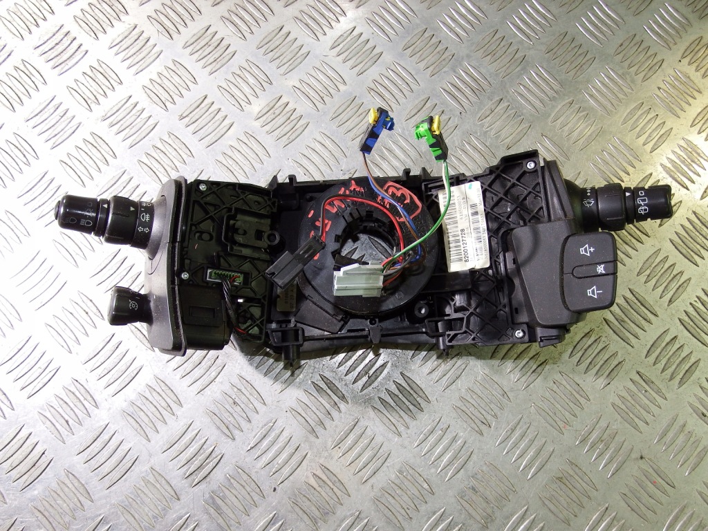 фото №1, Переключатель комбинированный переключатели круиз-контроль лента renault scenic ii 8200127728