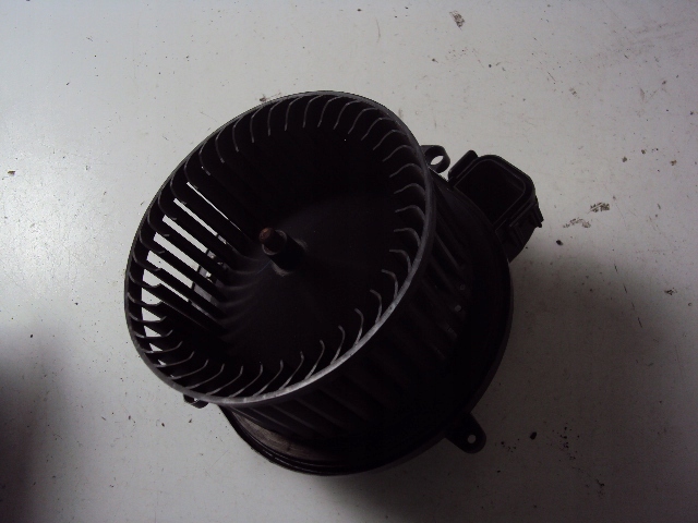 фото №1, Повітродувка обдув bmw serii 4 f32 coupe 13-