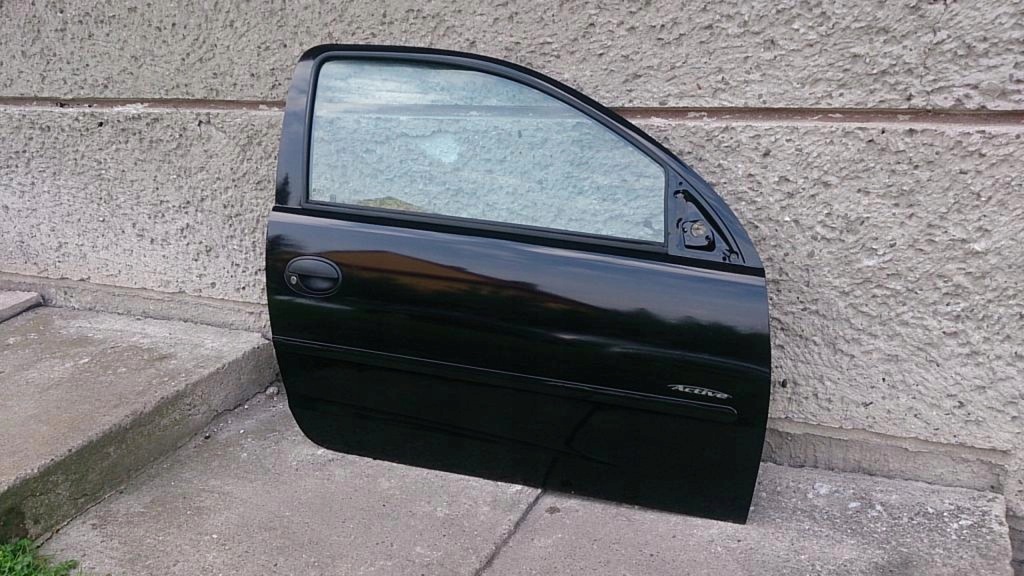 фото №1, Двері перед передні праве opel corsa c 3d z20r