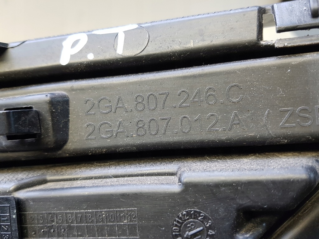 фото №9, Vw t-roc a11 решітка бампера задня ліва права