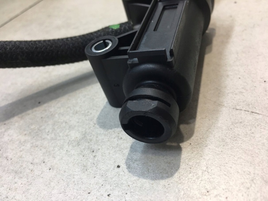 фото №5, Помпа сцепления bmw 3 e91 fl 318 i 6773570