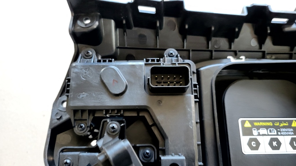 фото №9, Кришка роз'єм заряджання hyundai kona electric ii ev 23- оригінальний номер 863cc-hf000 kpl