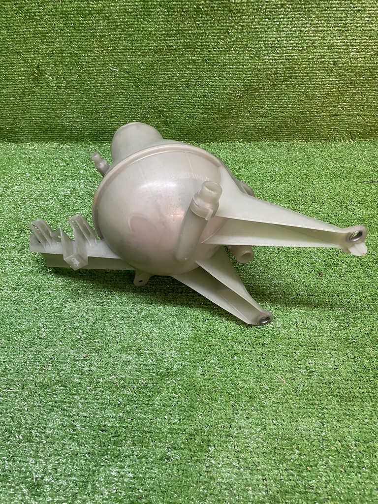 фото №5, Бачок расширительный mercedes eqb x243 eqa w243 a2435004100