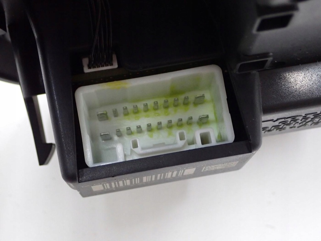 фото №9, Лампа салона кабины оригинал sos 31443745 31479612 volvo v90 ii 19r