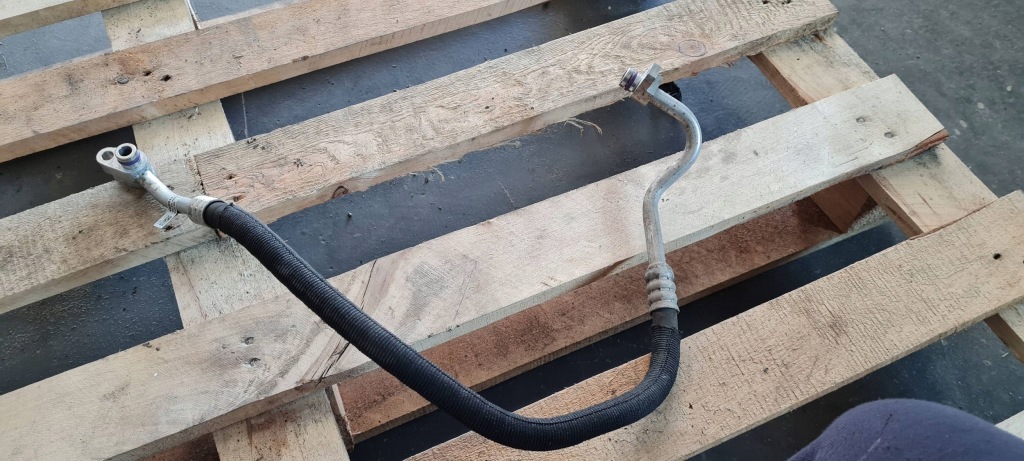 фото №1, A6 c8 4k шланг трубка кондиционера 2.0 tdi 4k0816721ed a7 4k