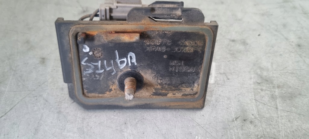 фото №1, Pathfinder r51 кнопка микровыключатель открывания стекло задний крышки