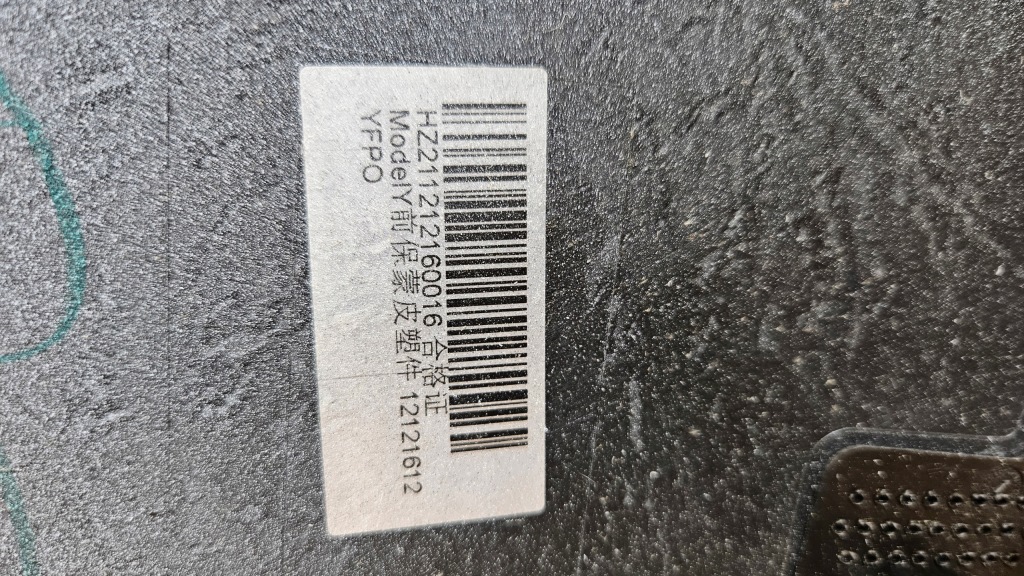 фото №15, Бампер перед передній tesla model y 1540100-05-b