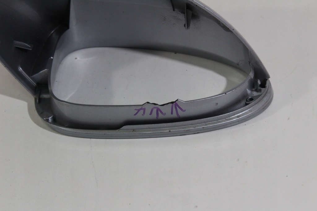 Захист корпус дзеркало ліва porsche macan оригінальний номер 95b857527a Недорого