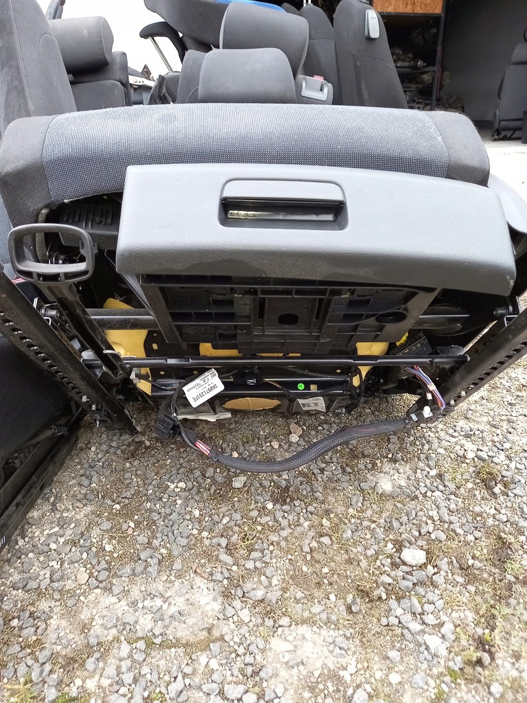 фото №11, Сиденья, заднее сиденье комплект vw golf vi 12r.