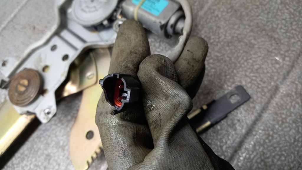 фото №7, Підйомник перед правий kia carnival 02r ii 2.9td