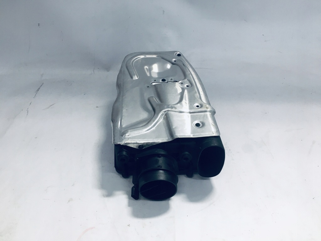 фото №3, Корпус фильтра расходомер w204 2.2 cdi