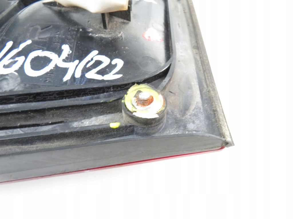 фото №7, Лампа правая задняя крышка багажника subaru forester i 22620697