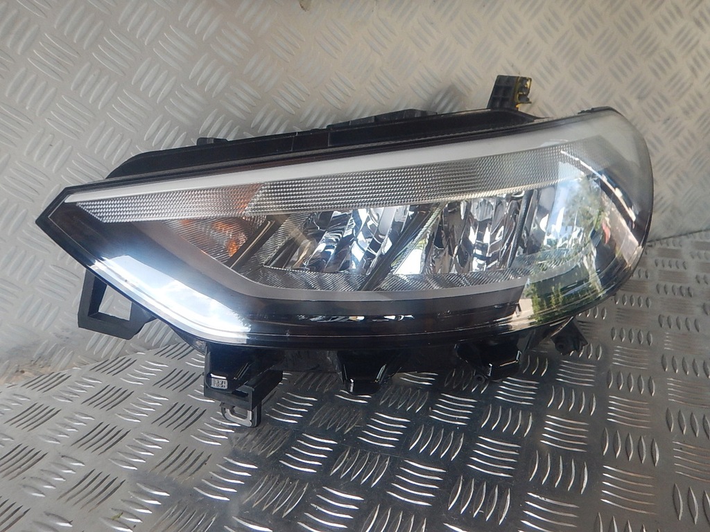 фото №1, Vw id.3 ліва лампа перед led europa