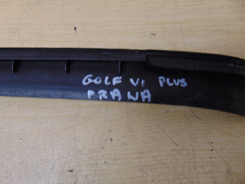 фото №13, Молдинг стекло лобовое сторона правая vw golf vi plus 5m0854328