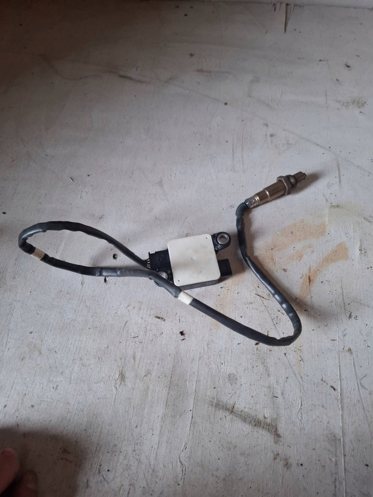 фото №1, Датчик nox датчик vw crafter mercedes sprinter oryg. 03n906261d